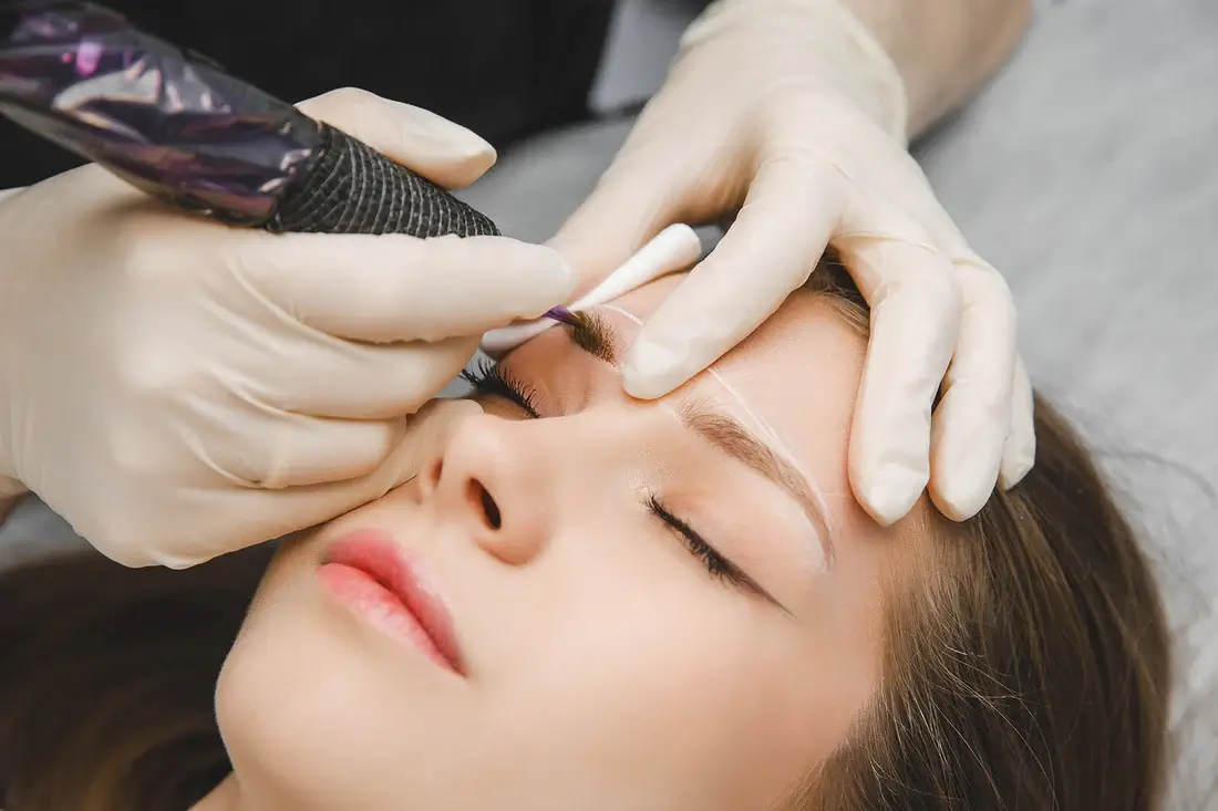 Pigment Application - Beauty Lounge by Joelle